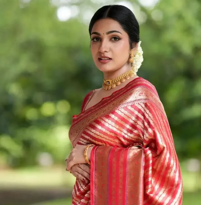 Demanding Red Soft Silk Saree With Desiring Blouse Piece