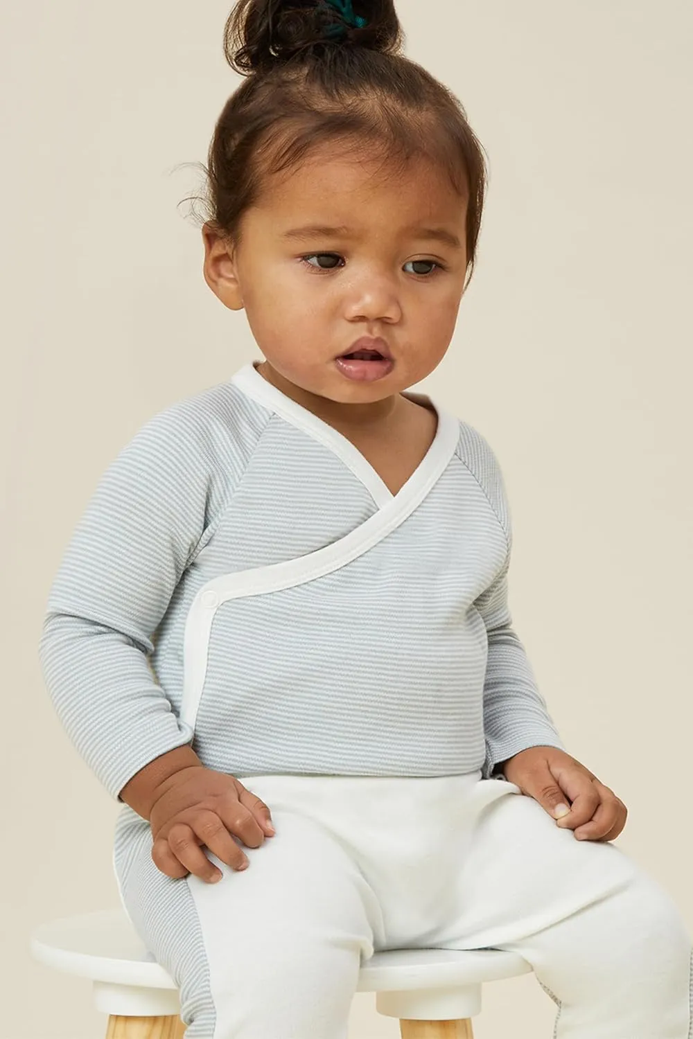 MORI Baby Long Sleeve Kimono Bodysuit for Boys and Girls - Breathable Unisex Infant Soft Wrap Romper with Nickel Free Poppers
