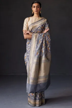 Pleasurable Grey Soft Silk Saree With Beauteous Blouse Piece