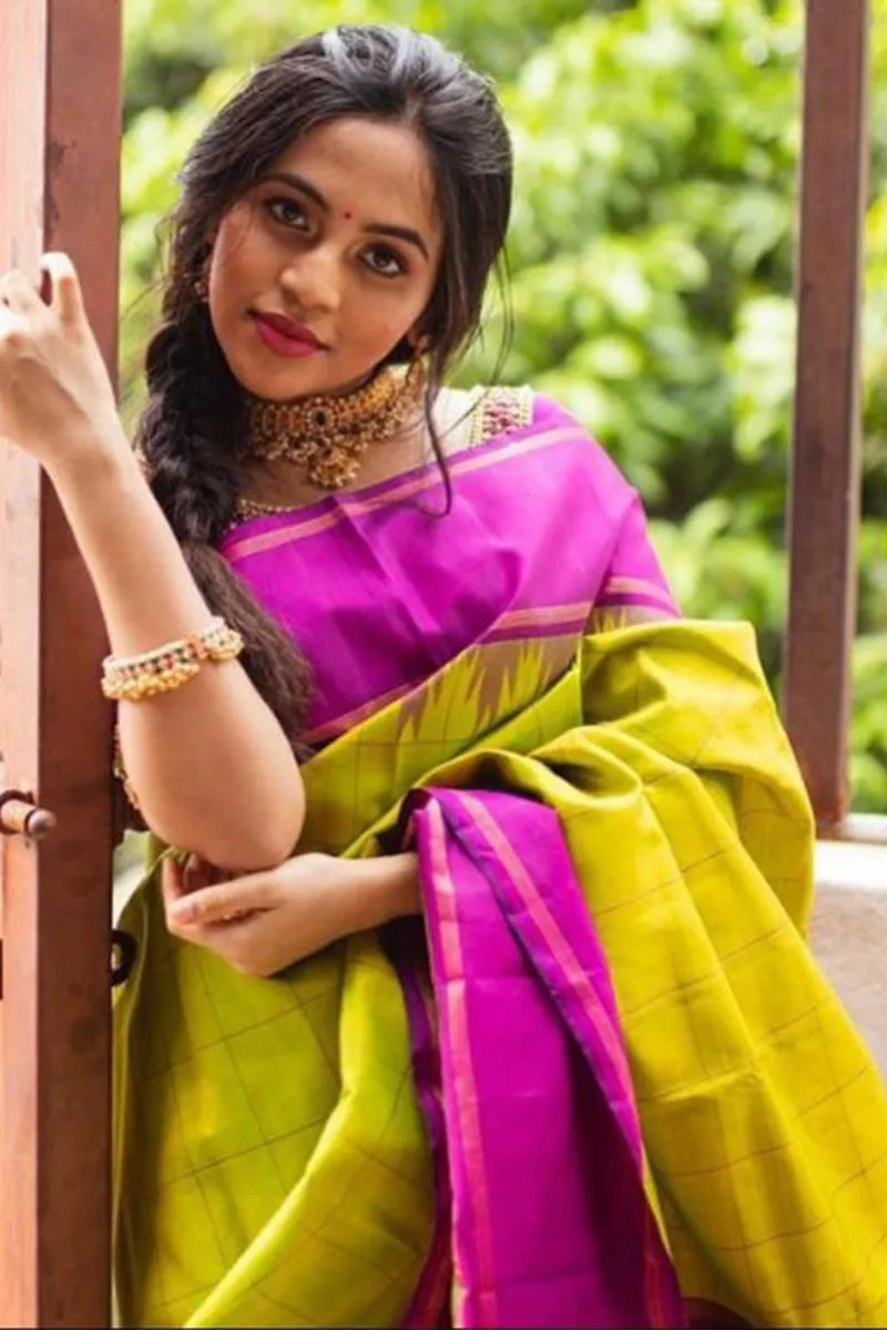 Precious Mehandi Soft Silk Saree With Wonderful Blouse Piece