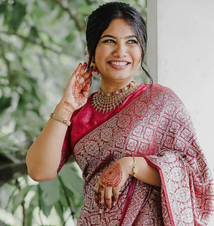 Snazzy Dark Pink Soft Silk Saree With Luxuriant Blouse Piece