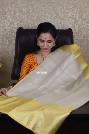 Soft tissue saree 😍
