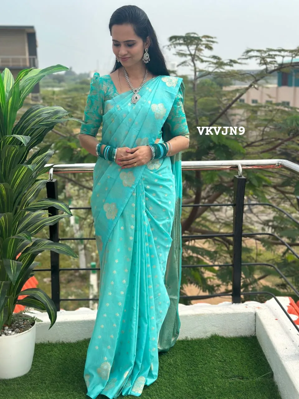 Soft warm silk saree 😍