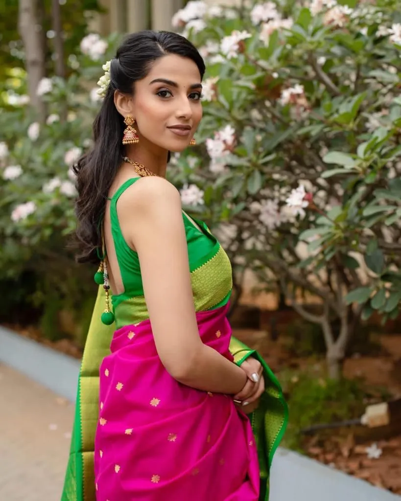 Stunning Dark Pink Soft Silk Saree With Glowing Blouse Piece